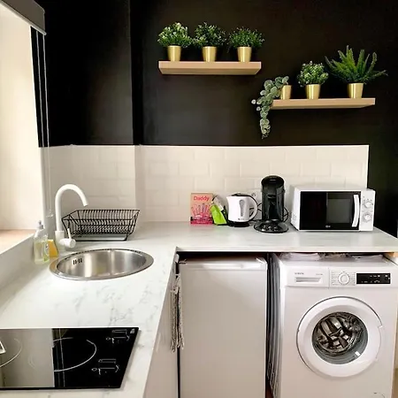 T2 Cosy Near To - Paris - Airport Apartment *